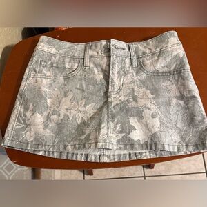 Hollister: Camo Twill Mini Skort